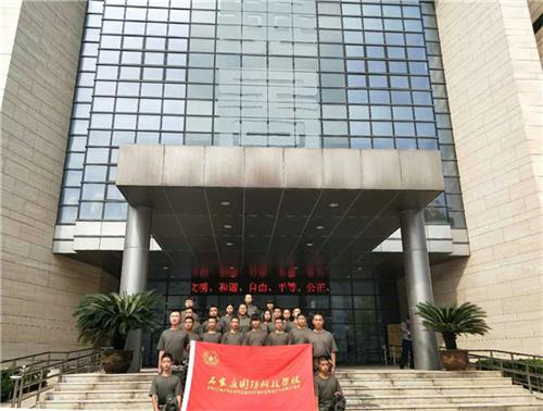 石家庄学计算机选择石家庄国防科技学校怎么样？